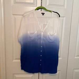 Torrid button down gradient ombre blue top 2x